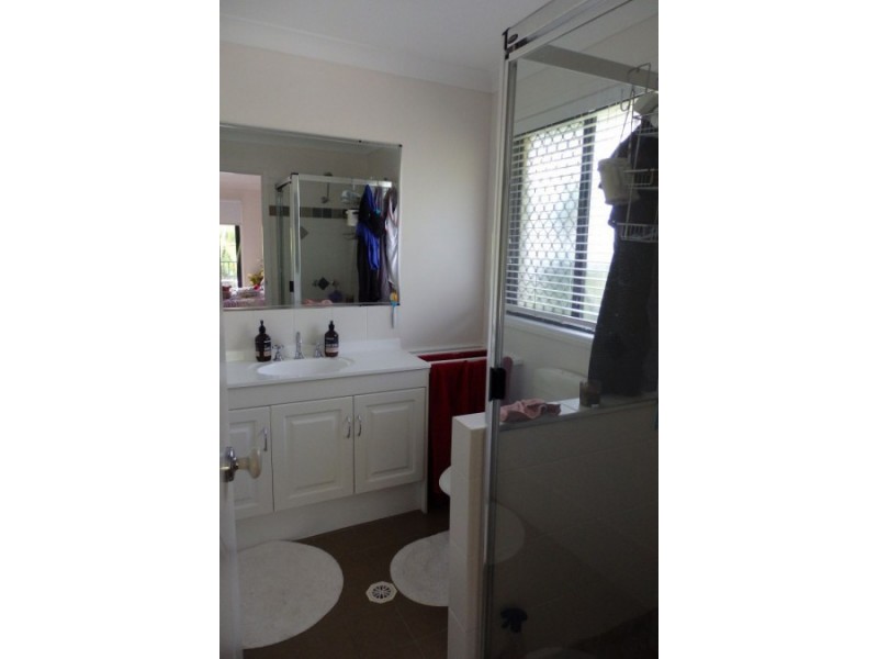 4 Lidgard Street, Thornlands QLD 4164