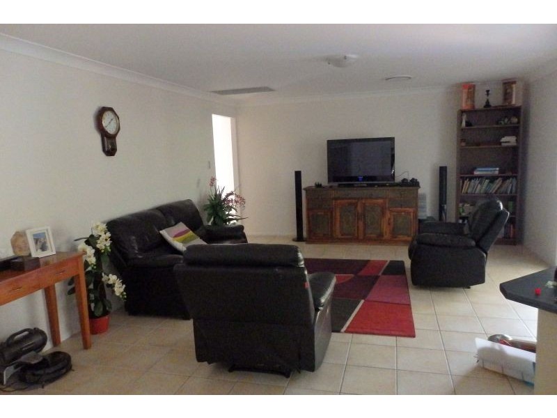 4 Lidgard Street, Thornlands QLD 4164