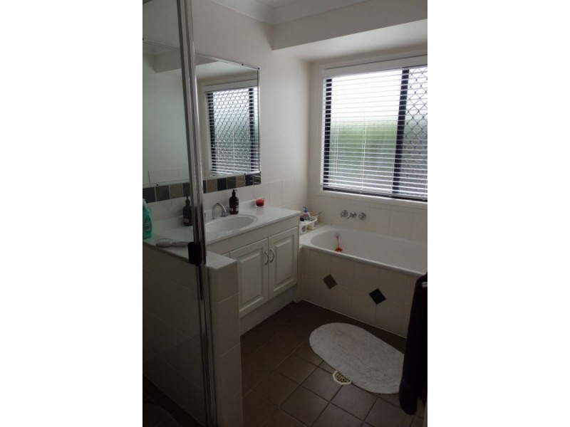 4 Lidgard Street, Thornlands QLD 4164