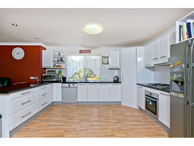 21 SCOTT STREET, Redland Bay QLD 4165