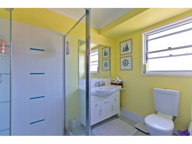 21 SCOTT STREET, Redland Bay QLD 4165