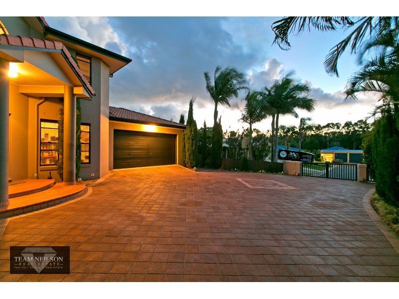 4 Stormlily Crt, Victoria Point QLD 4165