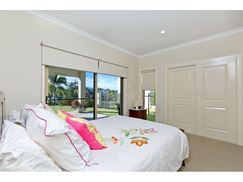 103 School Of Arts Road, Redland Bay QLD 4165