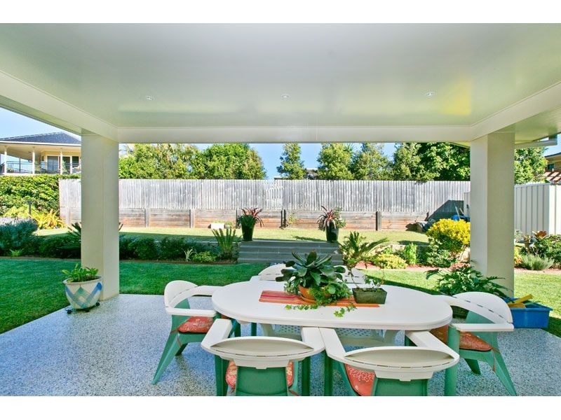 103 School Of Arts Road, Redland Bay QLD 4165