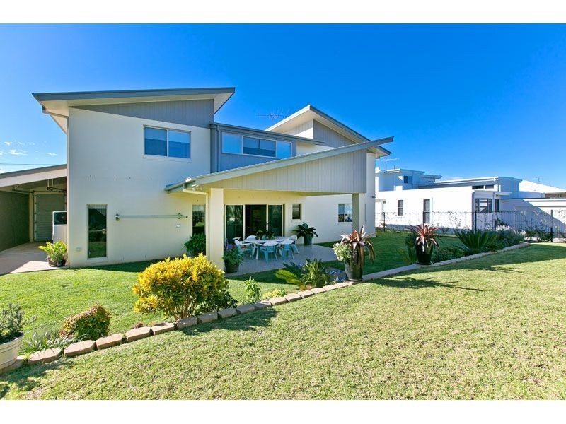 103 School Of Arts Road, Redland Bay QLD 4165