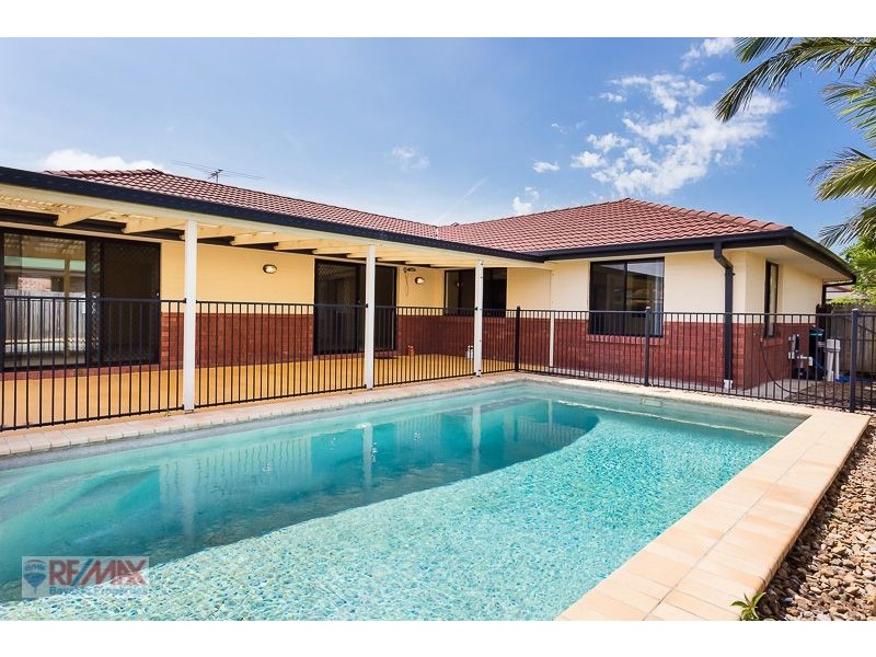 10 Jacaranda Pl, Ormiston QLD 4160