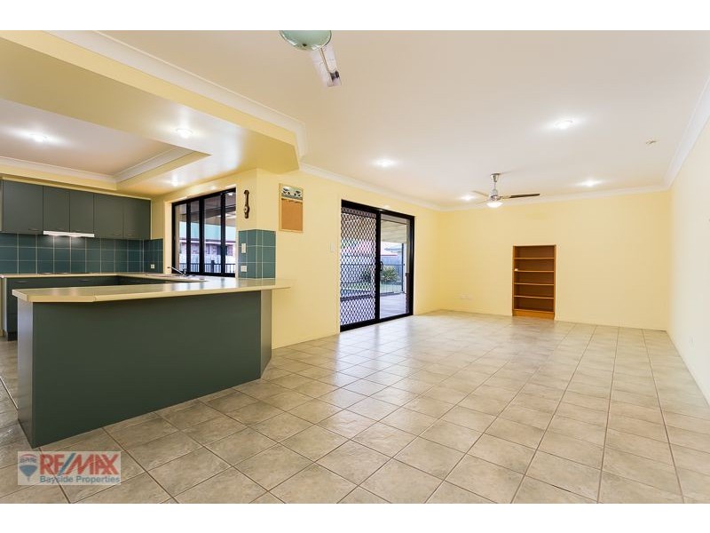 10 Jacaranda Pl, Ormiston QLD 4160