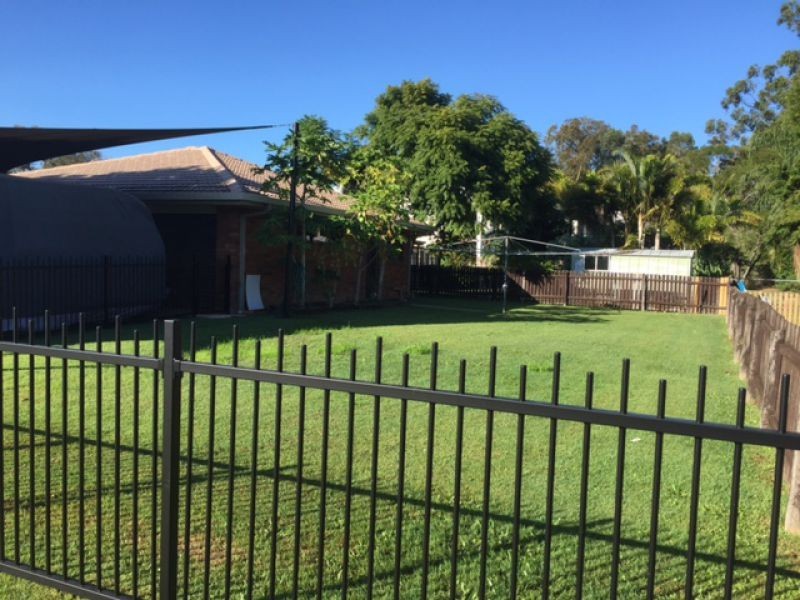 101 Torquay Street, Redland Bay QLD 4165