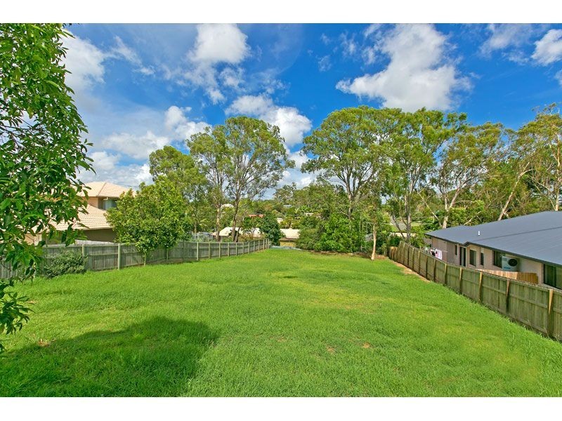 23 MAGNETIC PLACE, Redland Bay QLD 4165