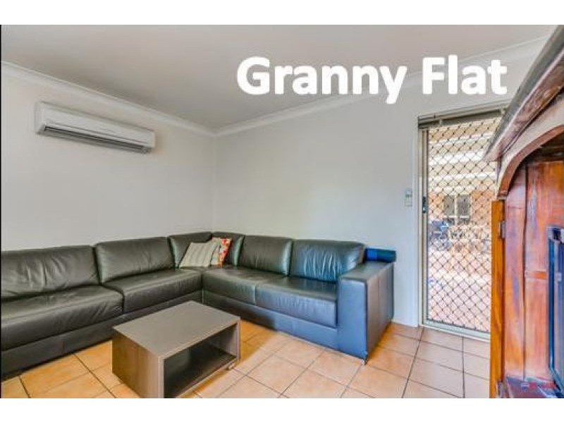 8 Pecan Court, Birkdale QLD 4159