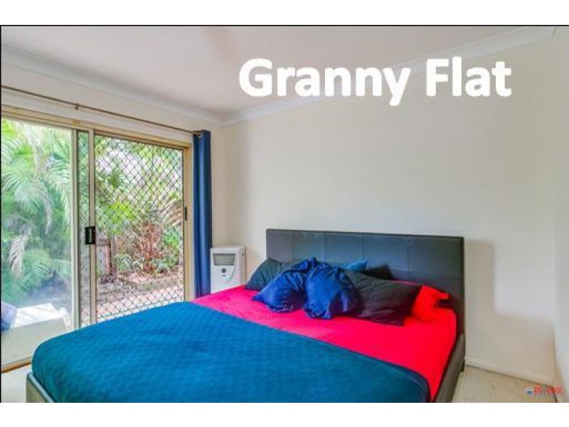 8 Pecan Court, Birkdale QLD 4159
