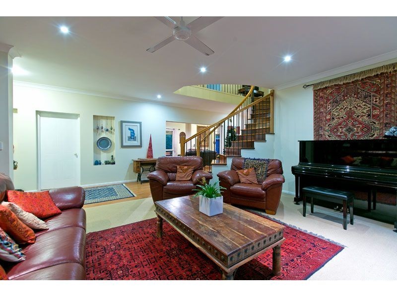 7 DENNISON COURT, Redland Bay QLD 4165
