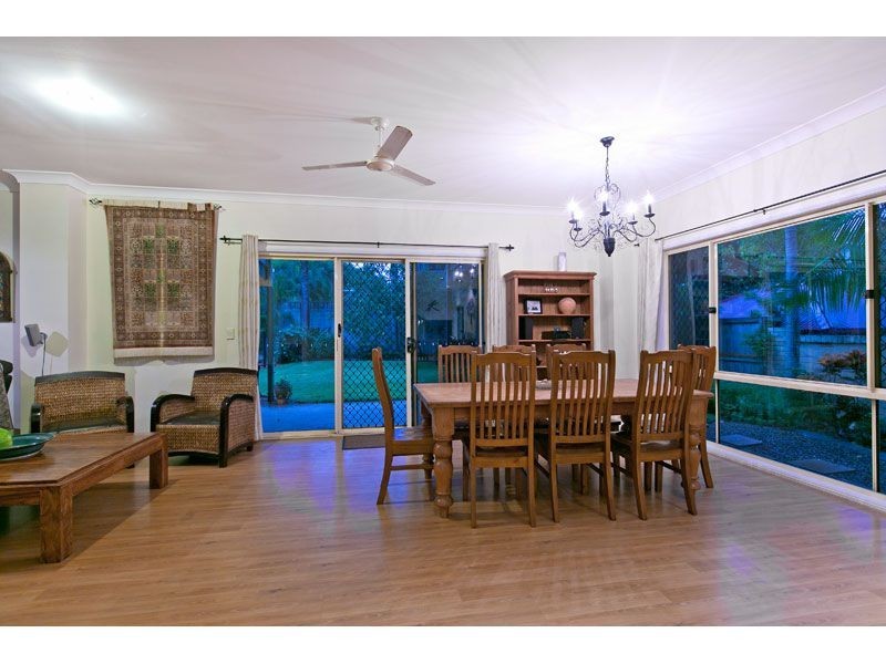 7 DENNISON COURT, Redland Bay QLD 4165