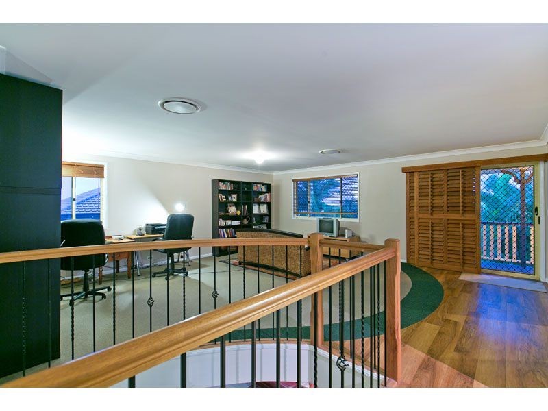 7 DENNISON COURT, Redland Bay QLD 4165