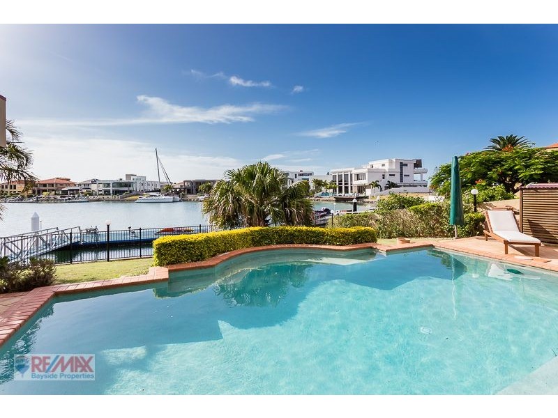12 Raby Bay Boulevard, Raby Bay QLD 4163