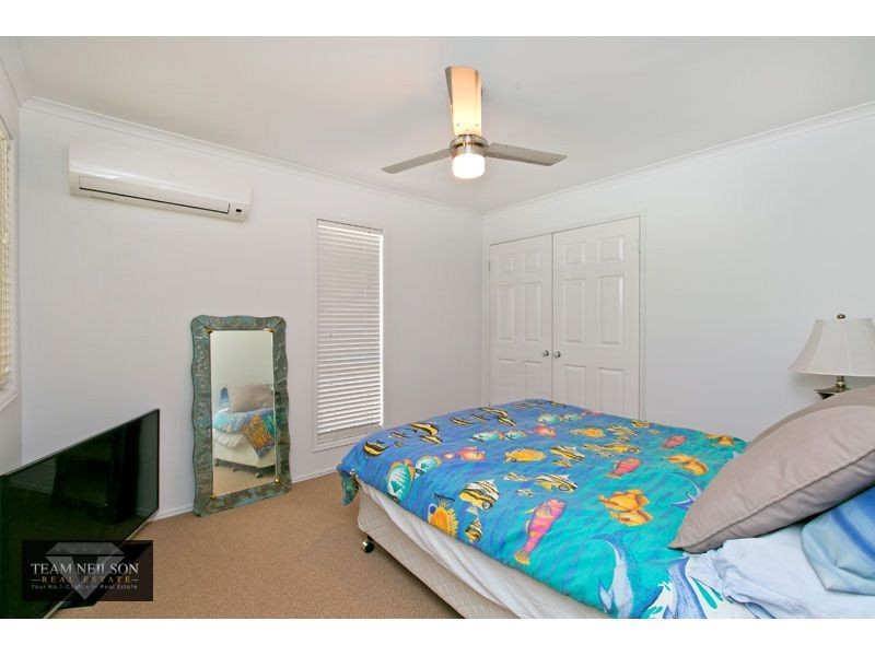 33 Muriel Street, Redland Bay QLD 4165