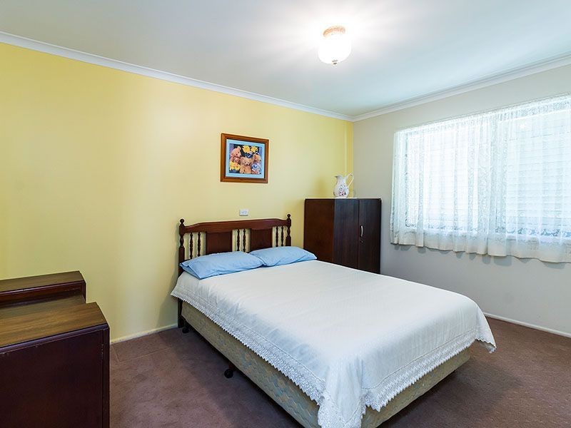 4 Elizabeth Dr, Alexandra Hills QLD 4161