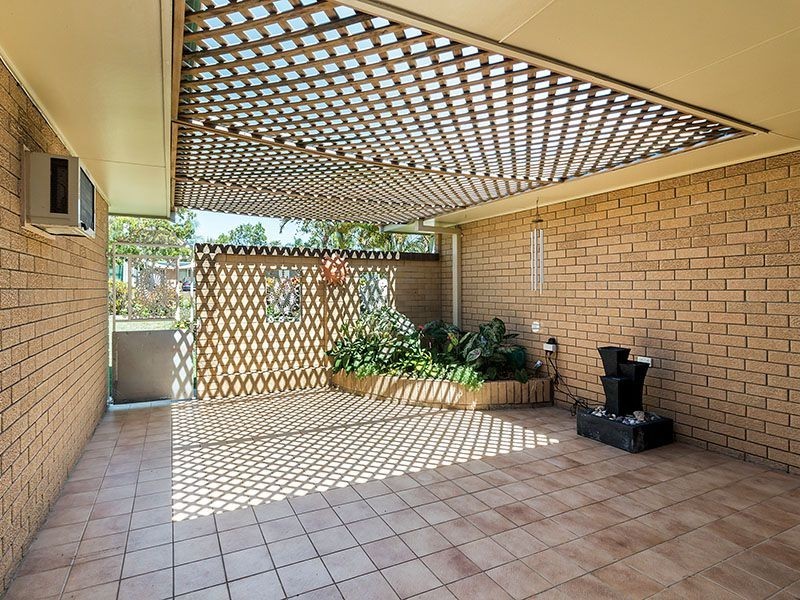 4 Elizabeth Dr, Alexandra Hills QLD 4161