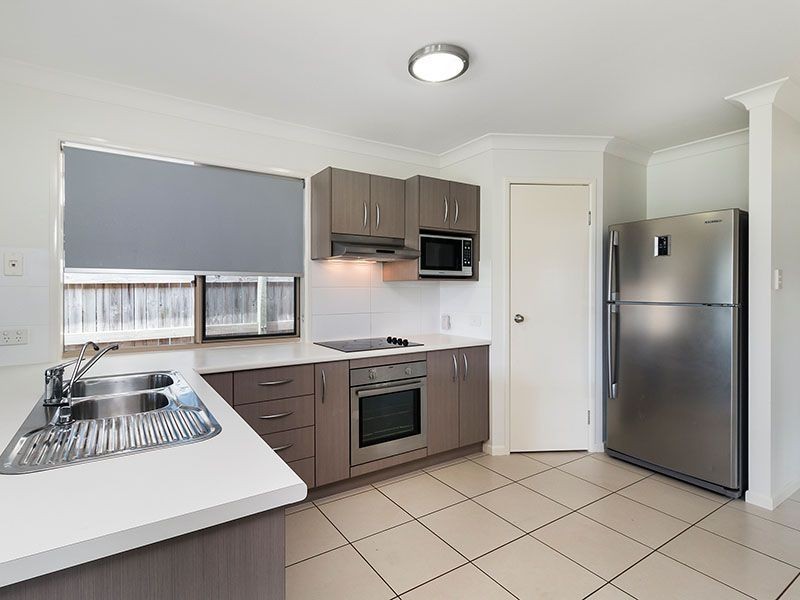 13 Tina St, Redland Bay QLD 4165