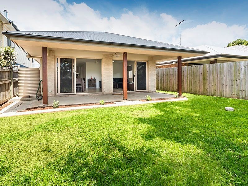 13 Tina St, Redland Bay QLD 4165