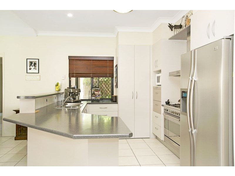 4 Dasen Street, Thornlands QLD 4164