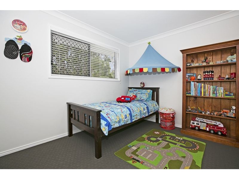 30A Pentecost Place, Redland Bay QLD 4165