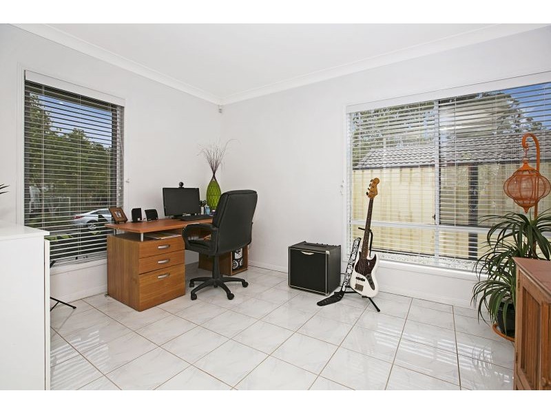 29 Caswell Crescent, Redland Bay QLD 4165