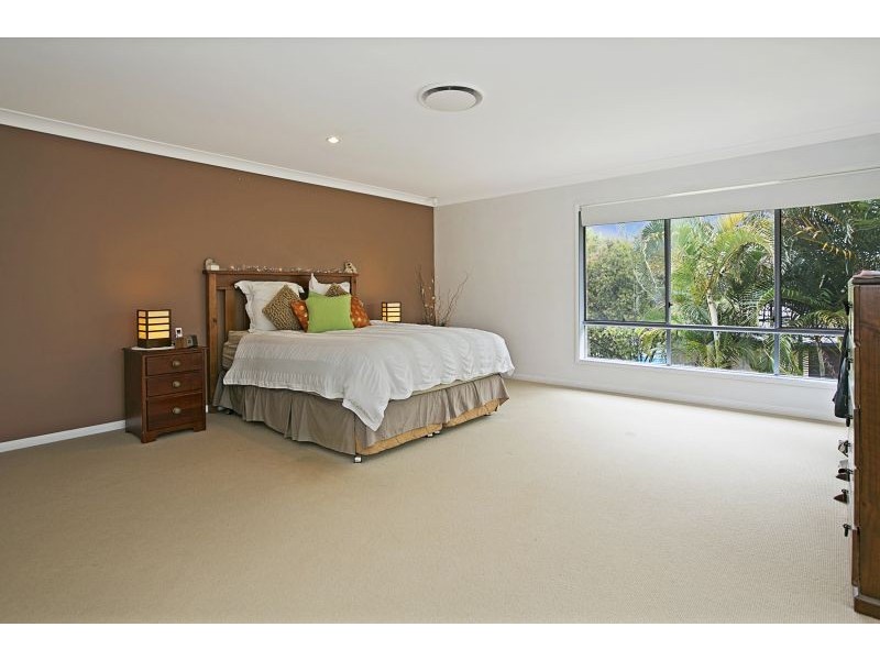 29 Caswell Crescent, Redland Bay QLD 4165
