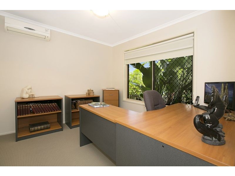 9a Pioneer Crescent, Bellbowrie QLD 4070