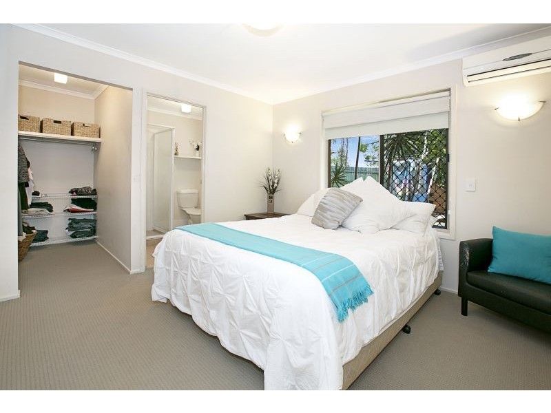 9a Pioneer Crescent, Bellbowrie QLD 4070