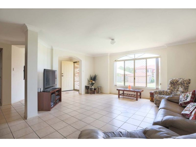 15 Evergreen St, Ormiston QLD 4160