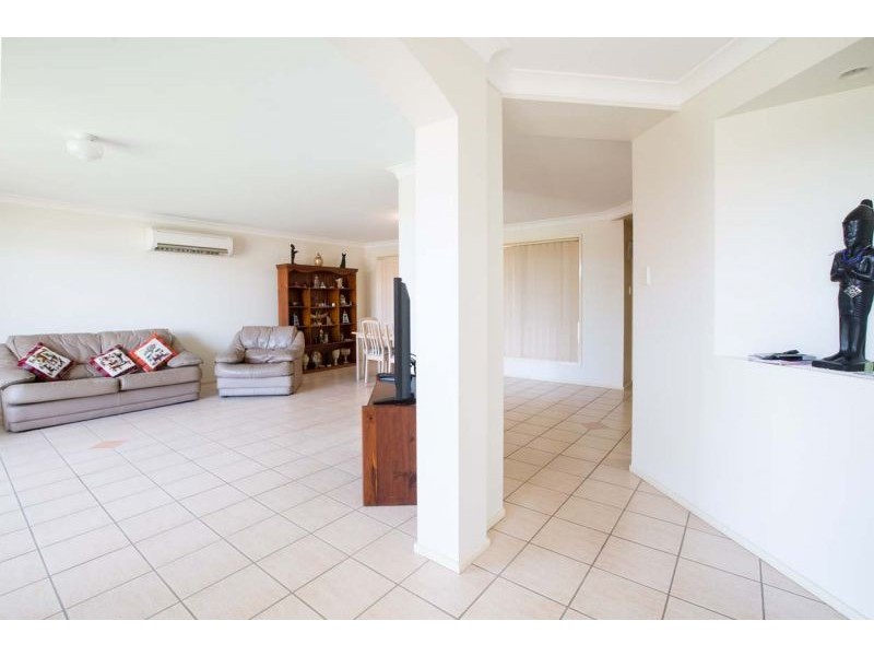 15 Evergreen St, Ormiston QLD 4160