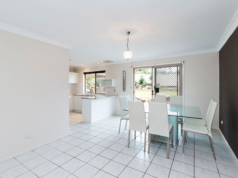4 Moray Ct, Alexandra Hills QLD 4161
