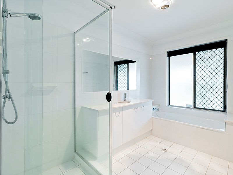 4 Moray Ct, Alexandra Hills QLD 4161