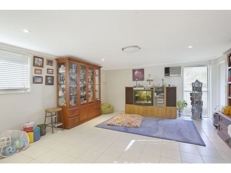 11 ney road, Capalaba QLD 4157