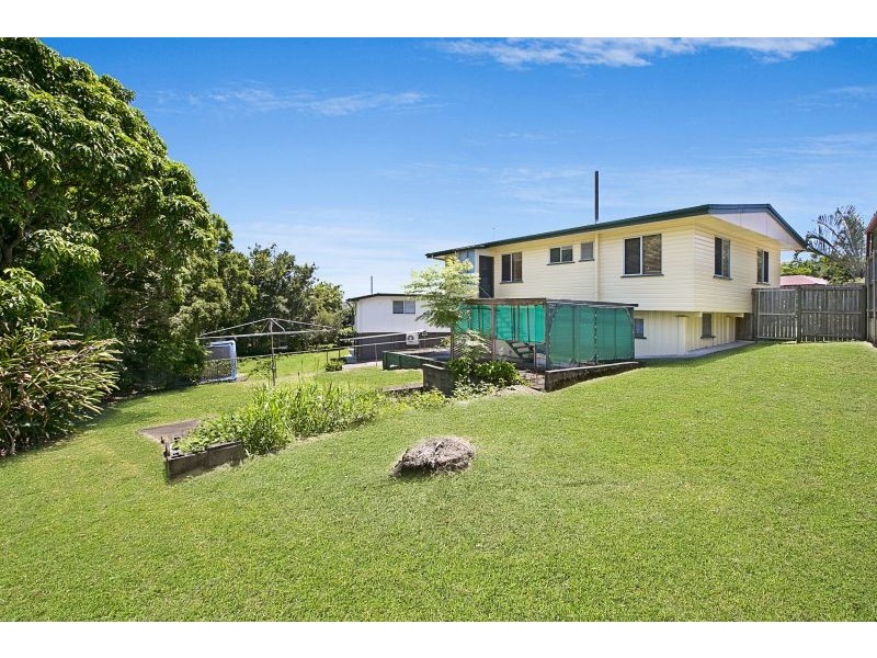 95 Pareena Crescent, Mansfield QLD 4122