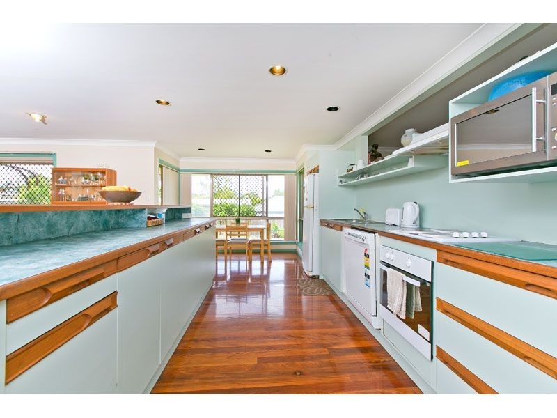 37 Bunker Road, Victoria Point QLD 4165