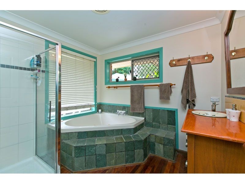 37 Bunker Road, Victoria Point QLD 4165