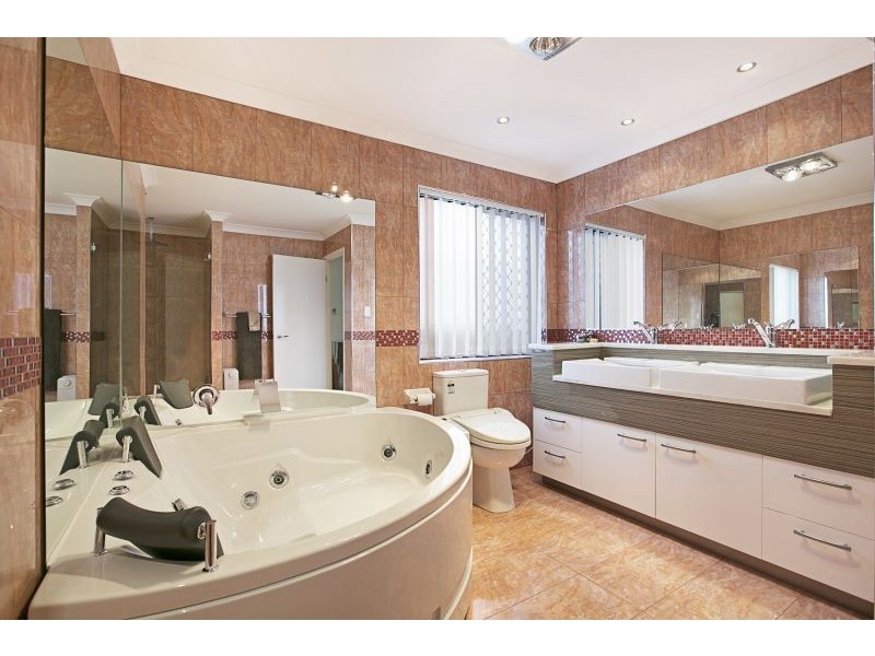 225 Ham Road, Wishart QLD 4122