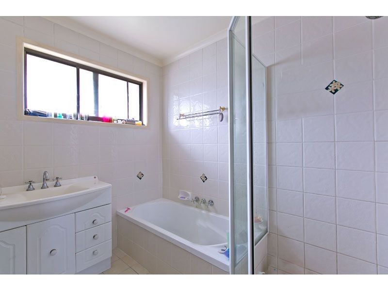 21 Lakeview Drive, Thornlands QLD 4164