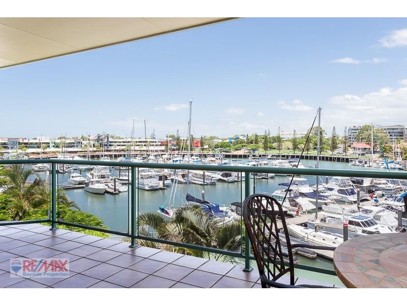 11/10 Esperance Crt, Raby Bay QLD 4163