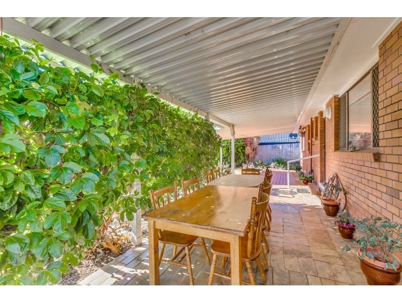 25 Mill Street, Redland Bay QLD 4165