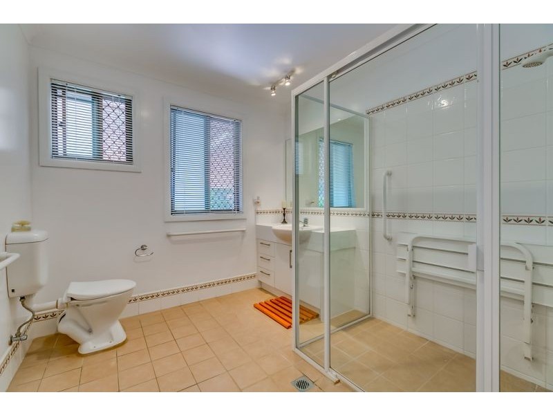 25 Mill Street, Redland Bay QLD 4165