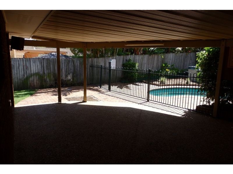 9 Glover Drive, Alexandra Hills QLD 4161