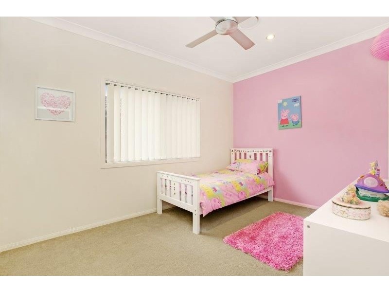 14 Sandalwood Street, Thornlands QLD 4164