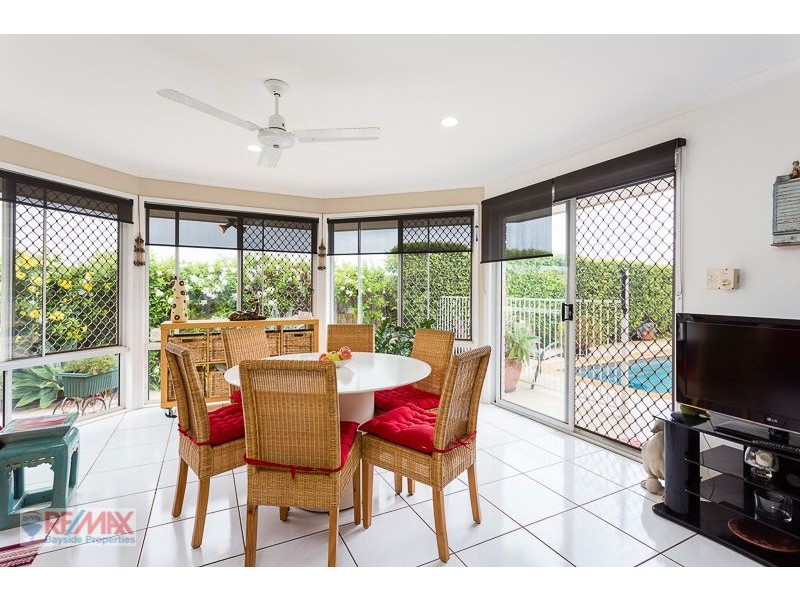 9 Moreton View Pde, Redland Bay QLD 4165