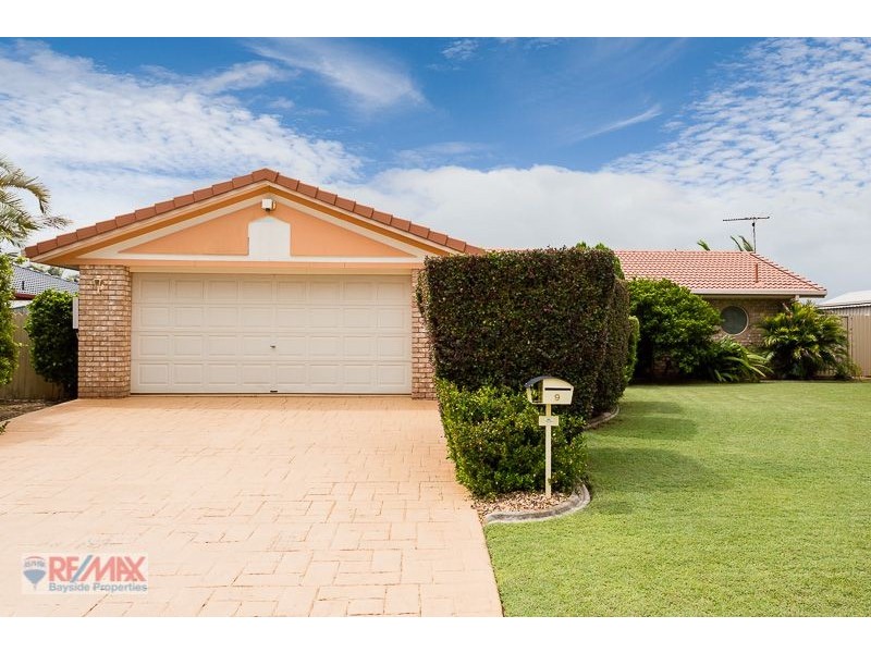 9 Moreton View Pde, Redland Bay QLD 4165