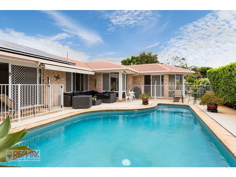9 Moreton View Pde, Redland Bay QLD 4165