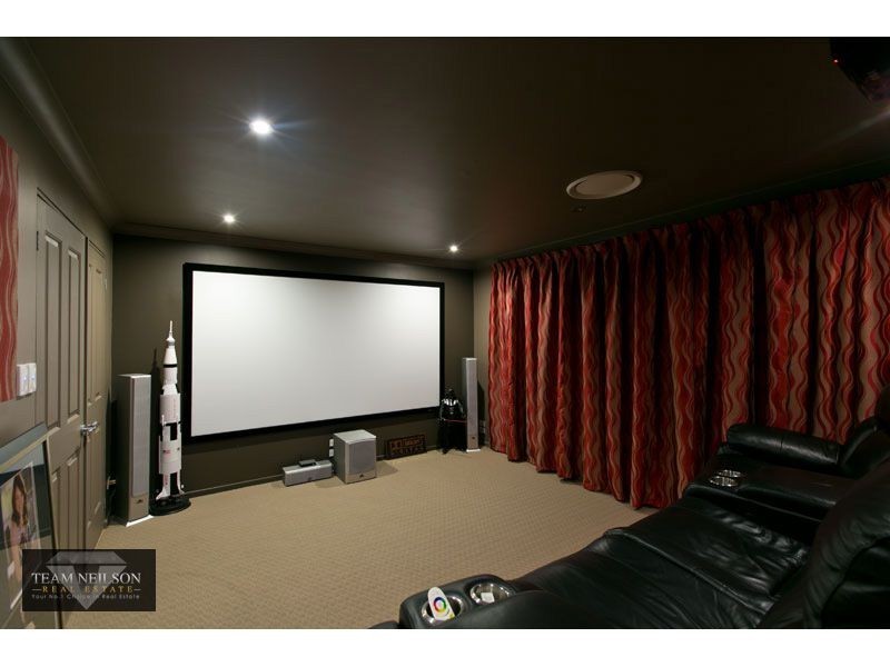 6 Glenwood Place, Wynnum West QLD 4178