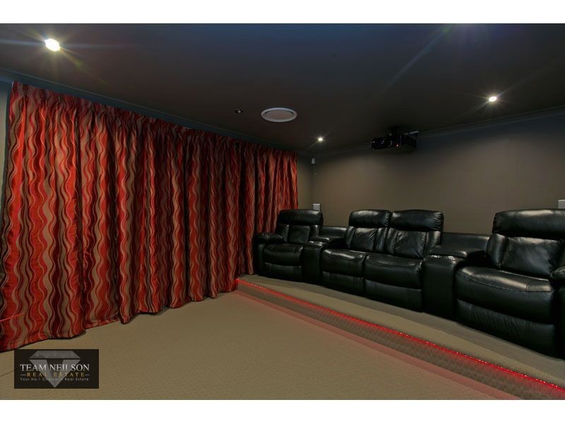 6 Glenwood Place, Wynnum West QLD 4178